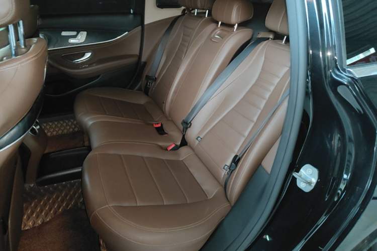 Used Mercedes-Benz E-Class 2018 Restyled E 300 L Sport Luxury Edition Left Rear Seat