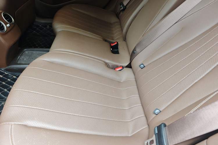 Used Mercedes-Benz E-Class 2018 Facelift E 300 L Luxury Edition Left Rear Seat