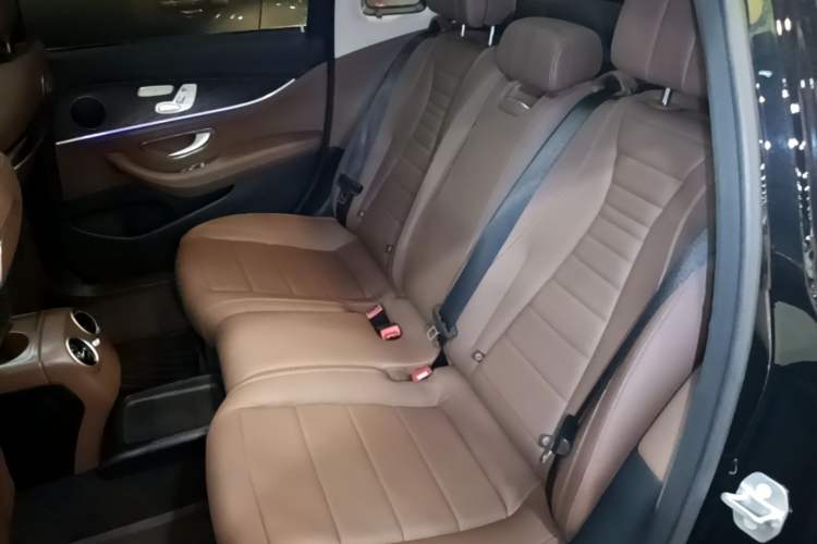 Used Mercedes-Benz E-Class 2018 Restyled E 300 L Sport Luxury Edition Left Rear Seat
