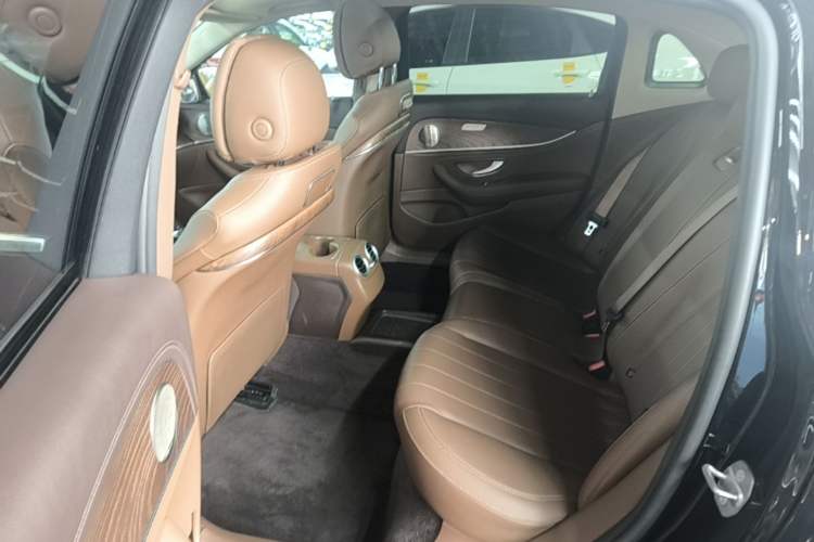 Used Mercedes-Benz E-Class 2018 Facelifted E 300 L Stylish Version Left Rear Seat
