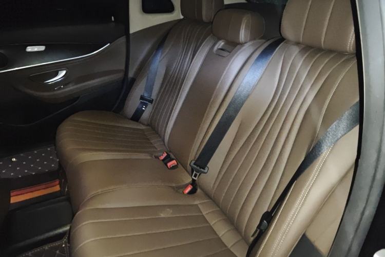 Used Mercedes-Benz E-Class 2018 E 200 Sport 4MATIC Left Rear Seat