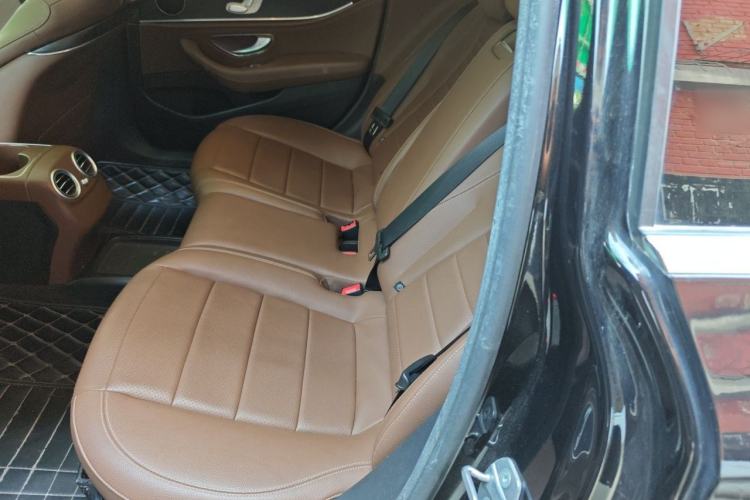 Used Mercedes-Benz E-Class 2018 E 300 L Sport Luxury Edition Left Rear Seat