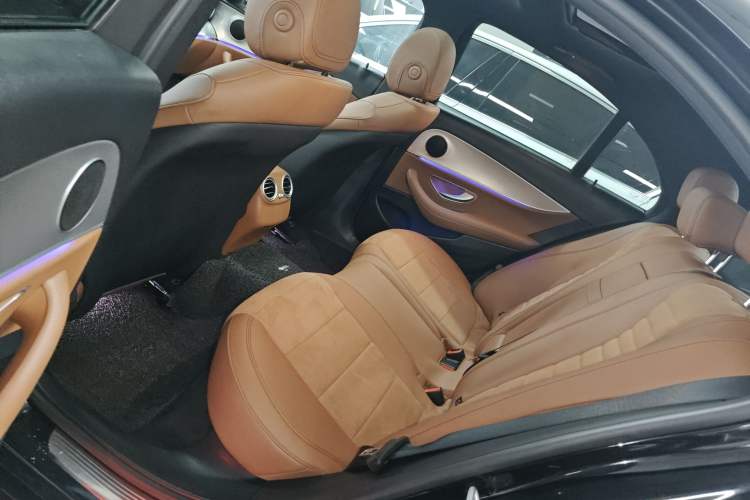 Used Mercedes-Benz E-Class 2018 E 200 Sport 4MATIC Left Rear Seat