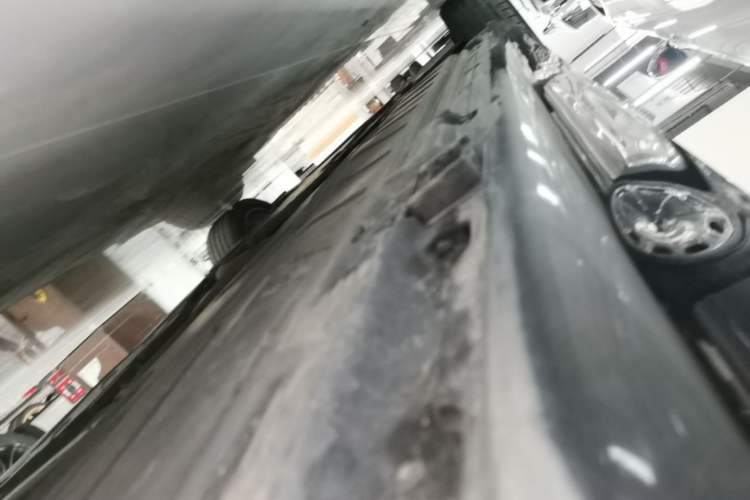 Used Mercedes-Benz E-Class 2018 Facelift E 200 L Left Side Sill