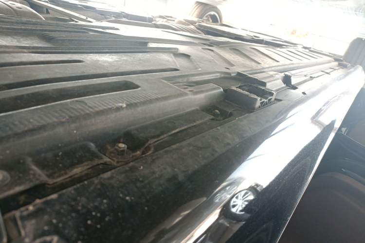 Used Mercedes-Benz E-Class 2018 E 200 L Left Side Sill
