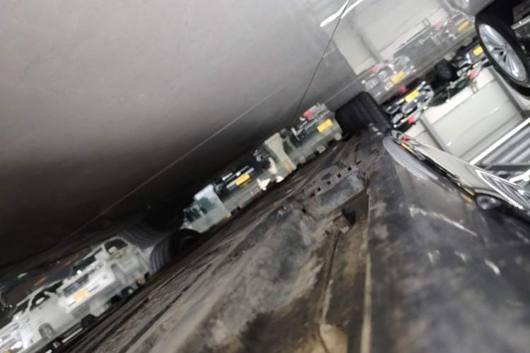 Used Mercedes-Benz E-Class 2018 E 200 L Left Side Sill