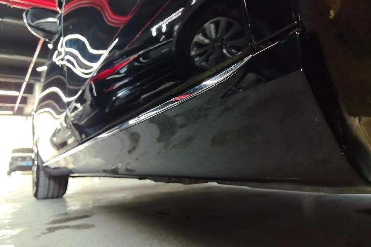 Used Mercedes-Benz E-Class 2018 Facelift E 200 L Left Side Sill