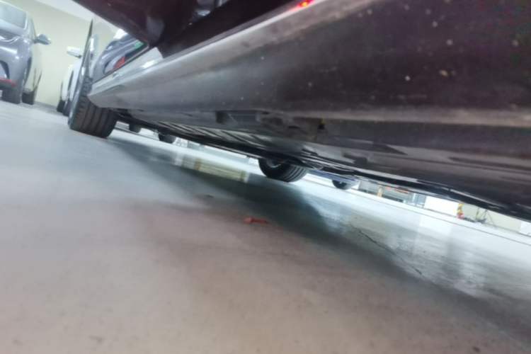 Used Mercedes-Benz E-Class 2018 Facelift E 200 L Sport 4MATIC Left Side Sill