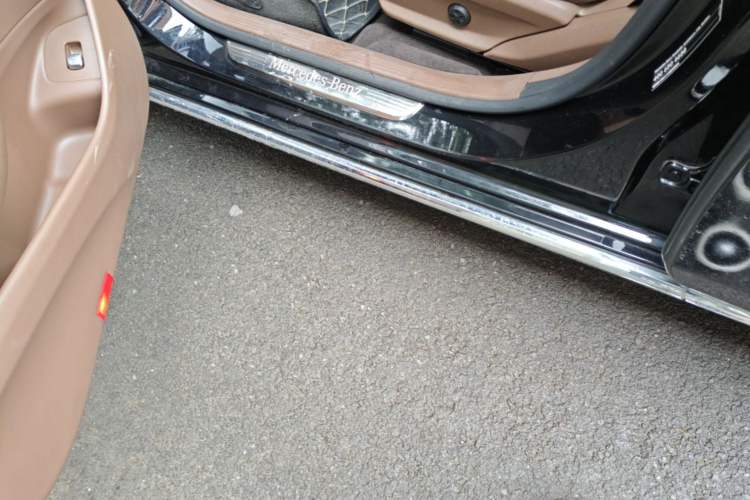 Used Mercedes-Benz E-Class 2018 Facelift E 200 L Left Side Sill