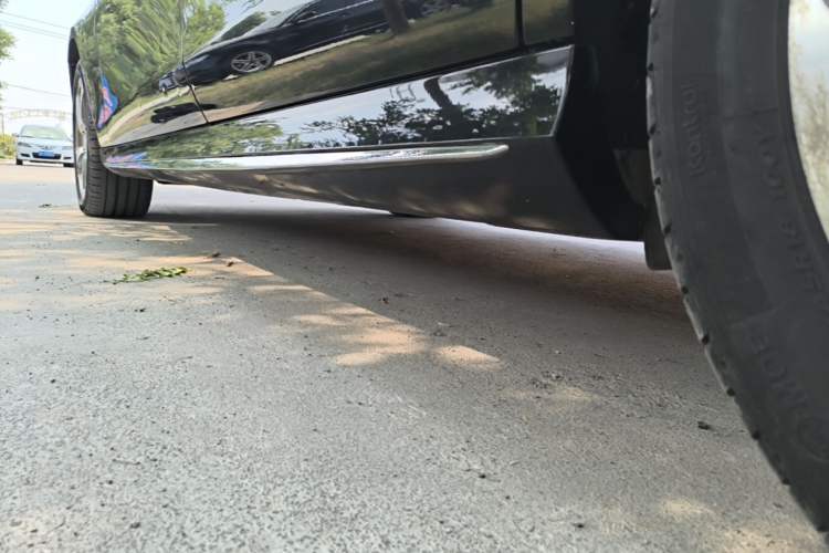 Used Mercedes-Benz E-Class 2018 Restyled E 300 L Sporty and Stylish Edition Left Side Sill