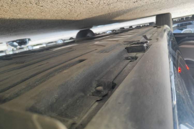 Used Mercedes-Benz E-Class 2018 Facelift E 200 L Left Side Sill