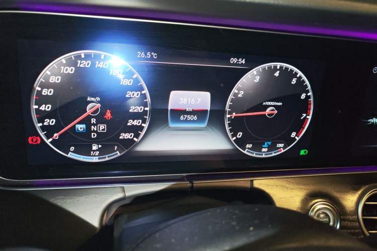 Used Mercedes-Benz E-Class 2018 Restyled E 300 L Sporty and Stylish Edition Odometer Close Up