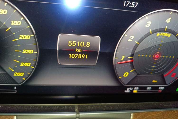 Used Mercedes-Benz E-Class 2018 Facelifted E 300 L Stylish Version Odometer Close Up