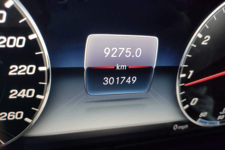 Used Mercedes-Benz E-Class 2018 Facelift E 200 L Sport 4MATIC Odometer Close Up