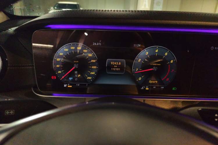 Used Mercedes-Benz E-Class 2018 E 300 L Sport Luxury Edition Odometer Close Up