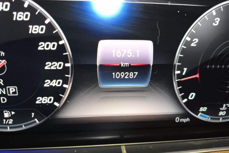 Used Mercedes-Benz E-Class 2018 Restyled E 300 L Sporty and Stylish Edition Odometer Close Up