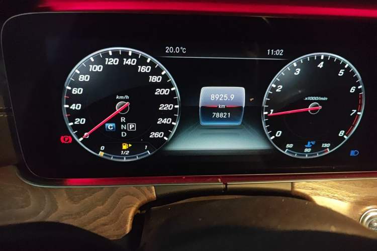 Used Mercedes-Benz E-Class 2018 E 200 L Odometer Close Up