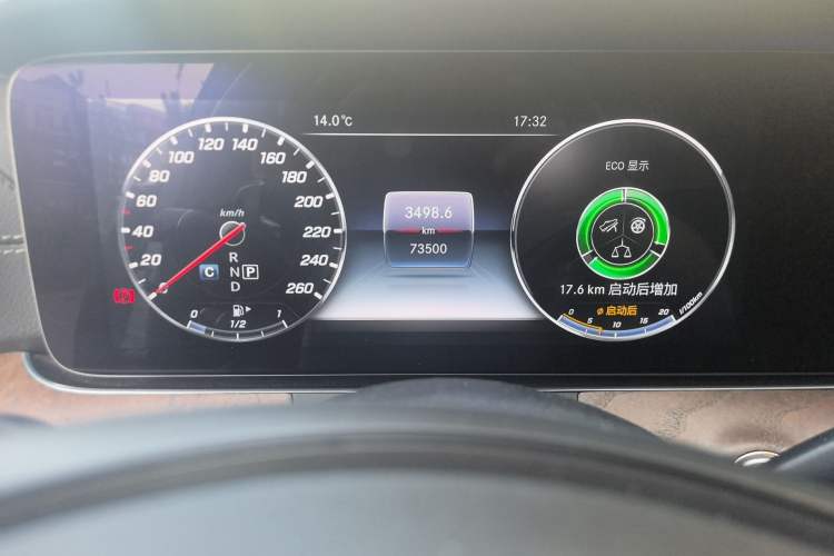 Used Mercedes-Benz E-Class 2018 Facelifted E 300 L Stylish Version Odometer Close Up