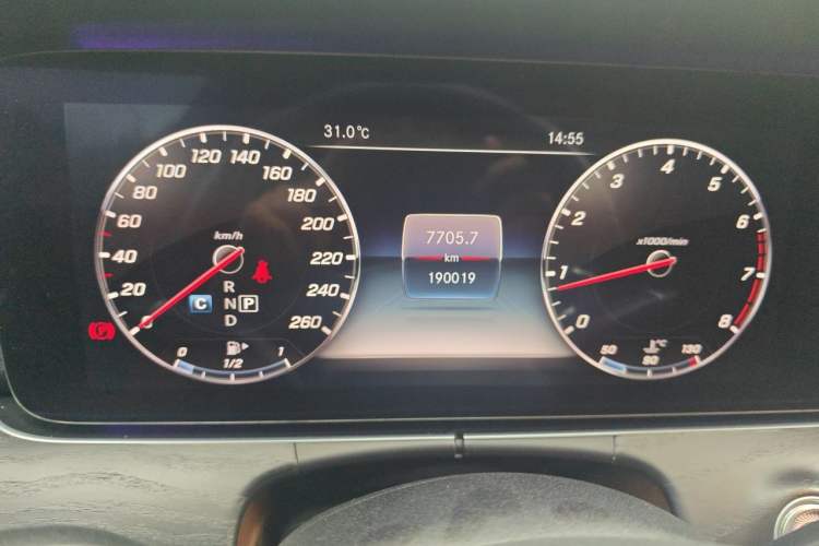 Used Mercedes-Benz E-Class 2018 Restyled E 300 L Sport Luxury Edition Odometer Close Up