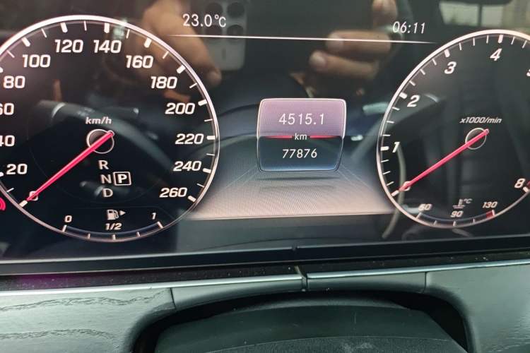 Used Mercedes-Benz E-Class 2018 Facelifted E 300 L Stylish Version Odometer Close Up