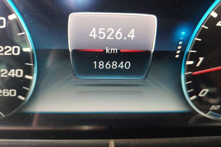 Used Mercedes-Benz E-Class 2018 Restyled E 300 L Sport Luxury Edition Odometer Close Up