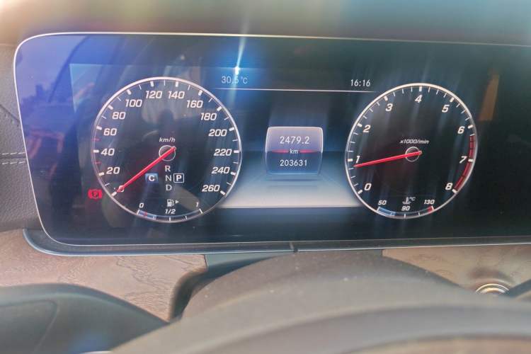 Used Mercedes-Benz E-Class 2018 E 300 L Luxury Model Odometer Close Up