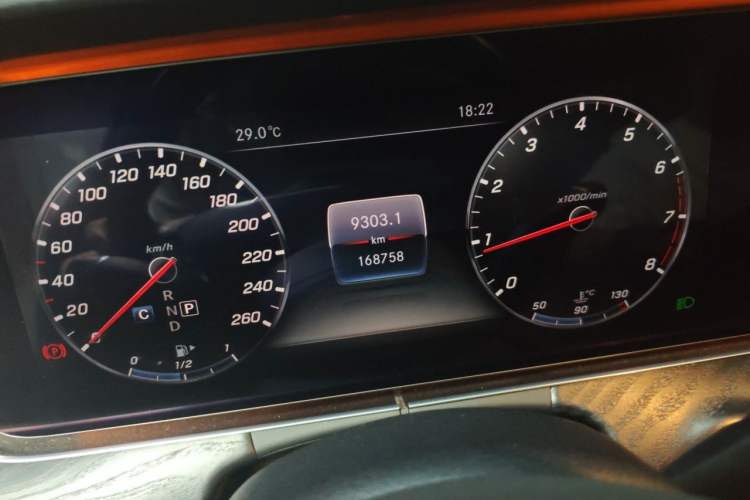 Used Mercedes-Benz E-Class 2018 E 300 L Sport Luxury Edition Odometer Close Up