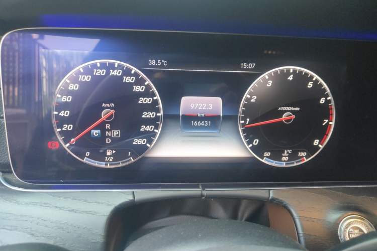 Used Mercedes-Benz E-Class 2018 Facelift E 200 L Sport Edition Odometer Close Up