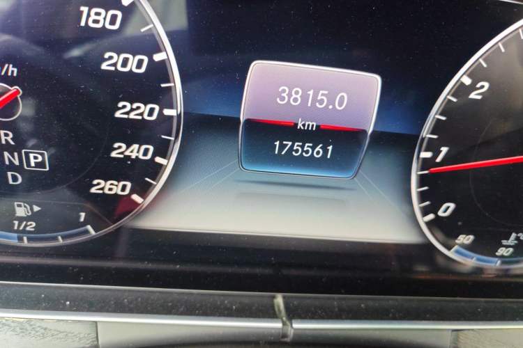 Used Mercedes-Benz E-Class 2018 Restyled E 300 L Sporty and Stylish Edition Odometer Close Up