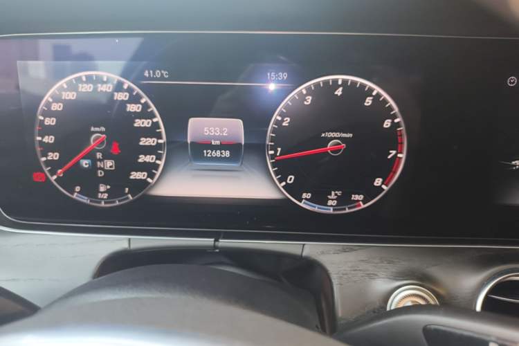 Used Mercedes-Benz E-Class 2018 Restyled E 300 L Sport Luxury Edition Odometer Close Up