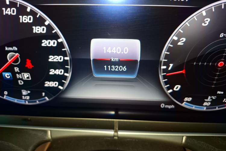 Used Mercedes-Benz E-Class 2018 Restyled E 300 L Sporty and Stylish Edition Odometer Close Up