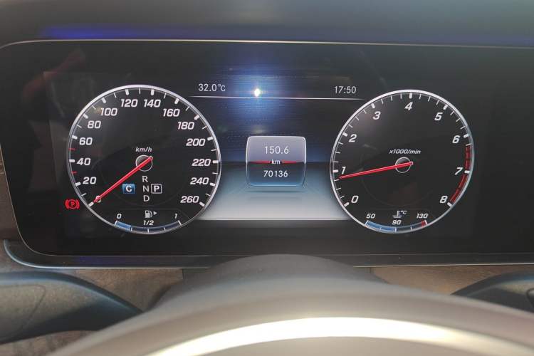 Used Mercedes-Benz E-Class 2018 Facelift E 200 L Odometer Close Up