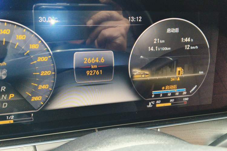 Used Mercedes-Benz E-Class 2018 Restyled E 300 L Sport Luxury Edition Odometer Close Up