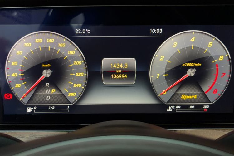 Used Mercedes-Benz E-Class 2018 Facelifted E 300 L Stylish Version Odometer Close Up
