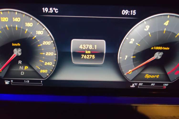 Used Mercedes-Benz E-Class 2018 Facelift E 200 L Odometer Close Up