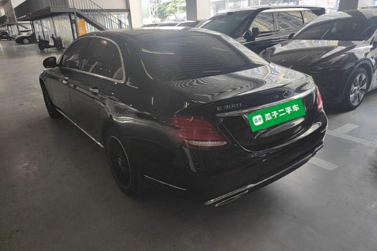 Used Mercedes-Benz E-Class 2018 Facelifted E 300 L Stylish Version Rear Left 45 Deg
