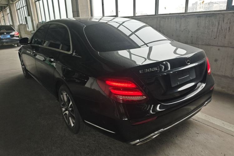 Used Mercedes-Benz E-Class 2018 Facelift E 200 L Rear Left 45 Deg