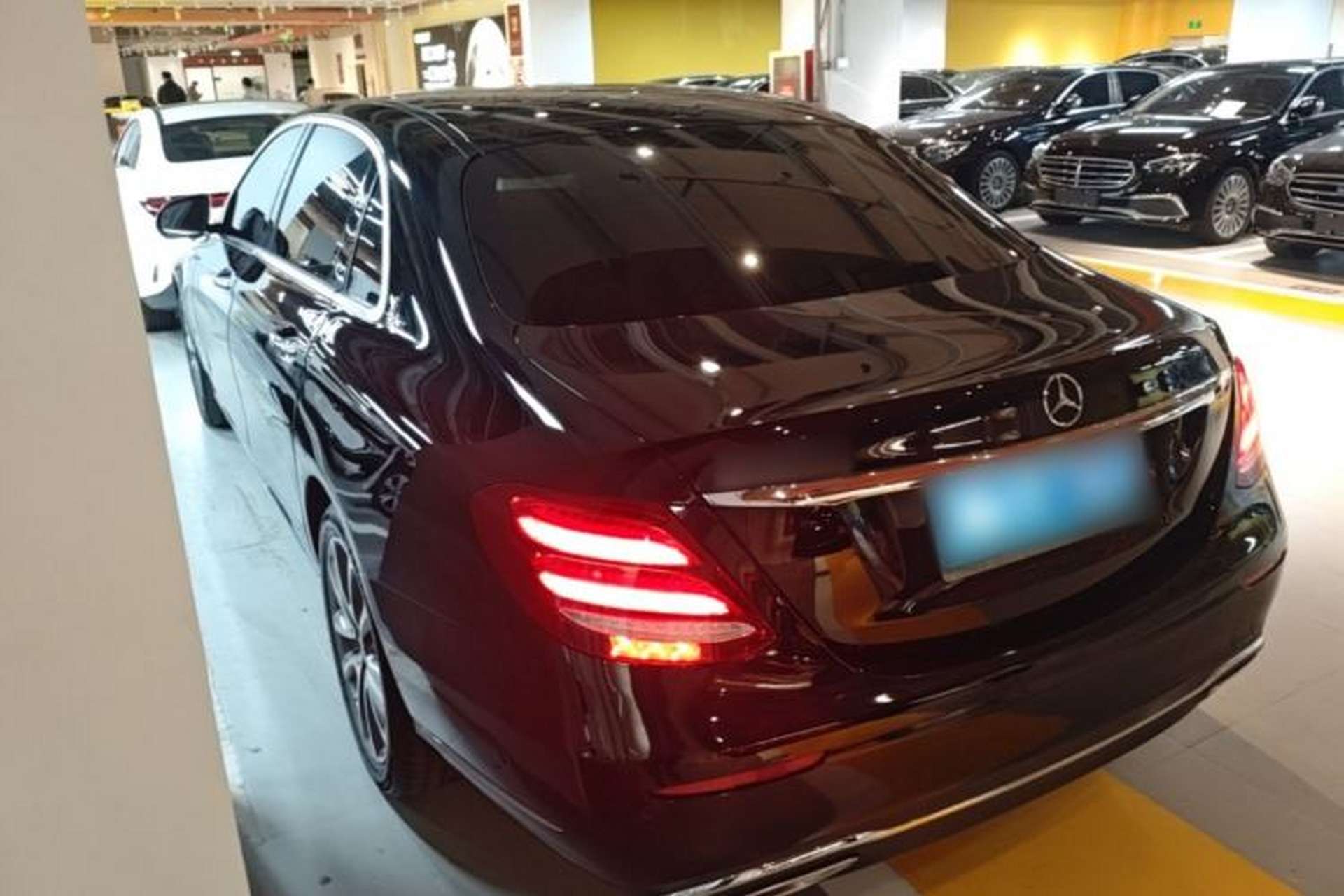 Used Mercedes-Benz E-Class 2018 E 300 L Luxury Model Rear Left 45 Deg