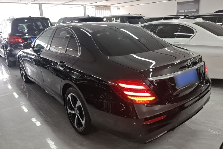 Used Mercedes-Benz E-Class 2018 E 200 Sport 4MATIC Rear Left 45 Deg