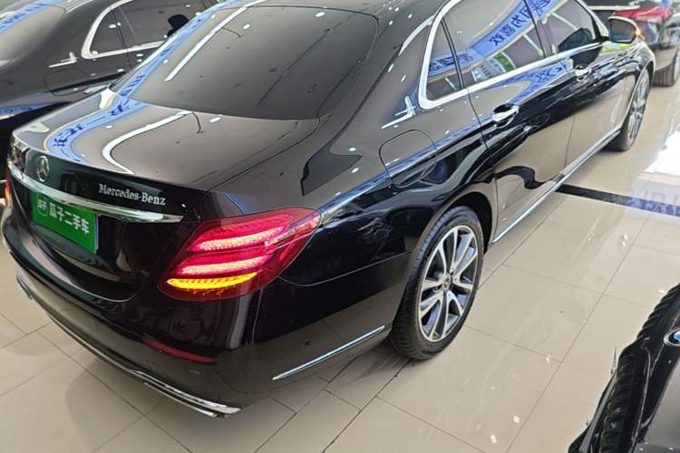 Used Mercedes-Benz E-Class 2018 Facelift E 300 L Luxury Edition Rear Right 45 Deg