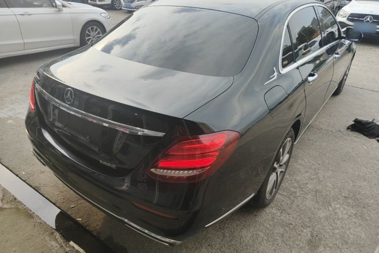 Used Mercedes-Benz E-Class 2018 Facelift E 200 L Rear Right 45 Deg