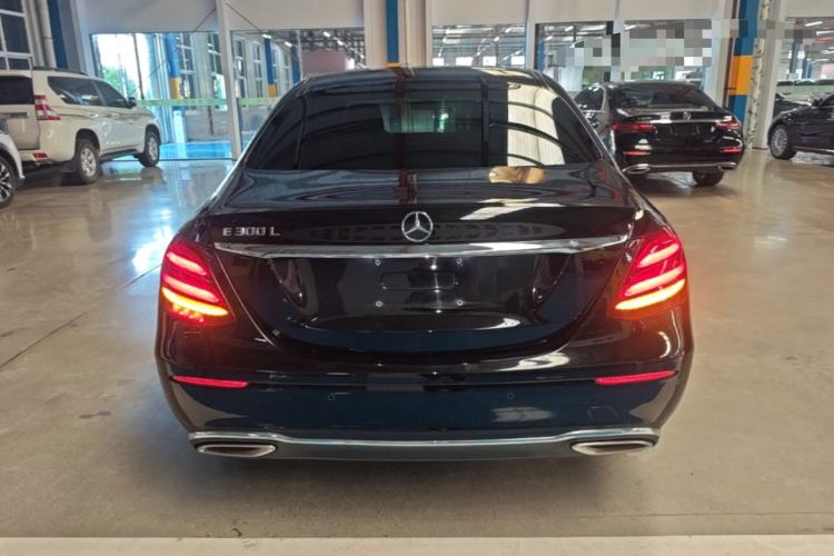 Used Mercedes-Benz E-Class 2018 Facelift E 200 L Rear