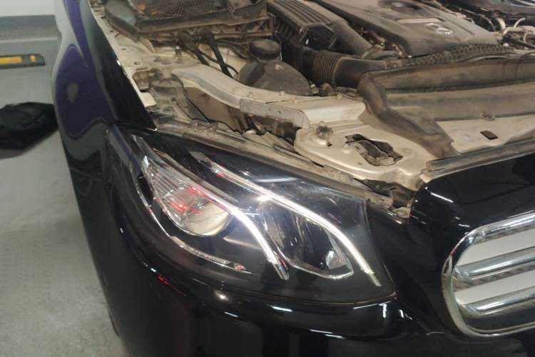 Used Mercedes-Benz E-Class 2018 Facelift E 200 L Sport Edition Right Front Headlight