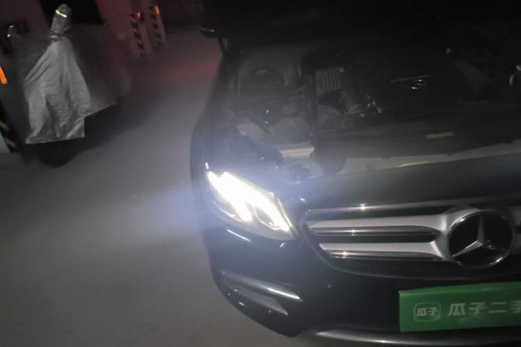 Used Mercedes-Benz E-Class 2018 Restyled E 300 L Sporty and Stylish Edition Right Front Headlight