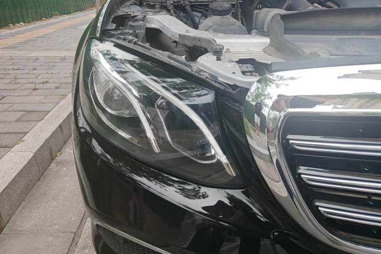 Used Mercedes-Benz E-Class 2018 Facelift E 200 L Sport Edition Right Front Headlight