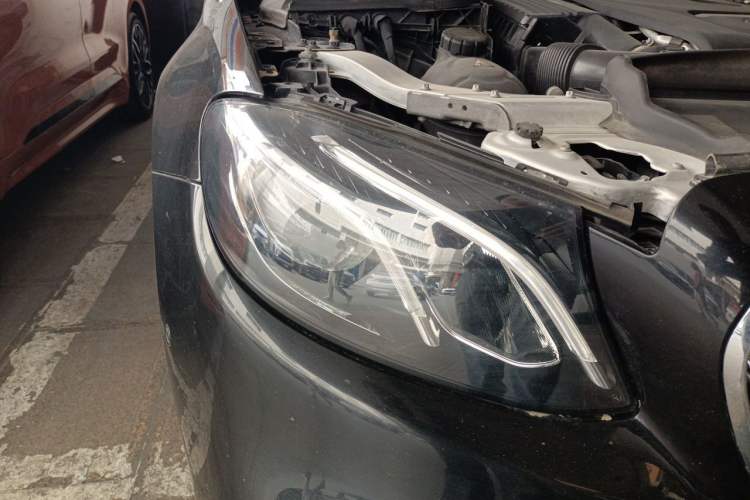 Used Mercedes-Benz E-Class 2018 Facelift E 200 L Sport Edition Right Front Headlight