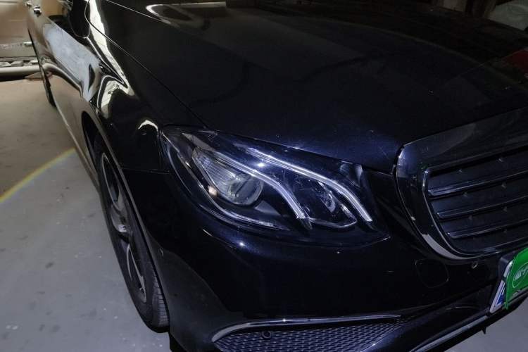 Used Mercedes-Benz E-Class 2018 E 300 L Sport Luxury Edition Right Front Headlight
