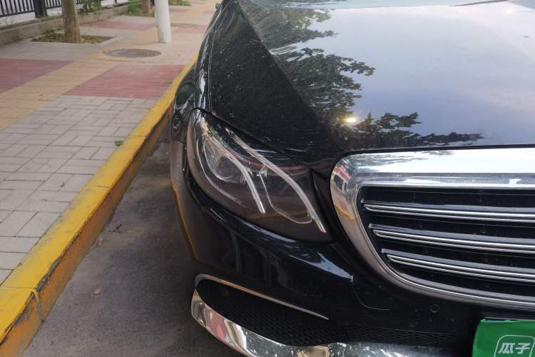 Used Mercedes-Benz E-Class 2018 Facelift E 300 L Luxury Edition Right Front Headlight