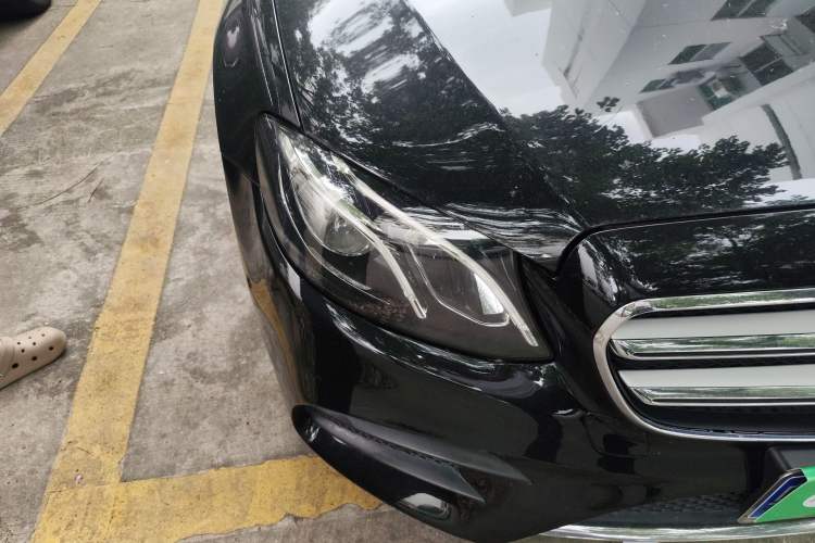 Used Mercedes-Benz E-Class 2018 Restyled E 300 L Sport Luxury Edition Right Front Headlight