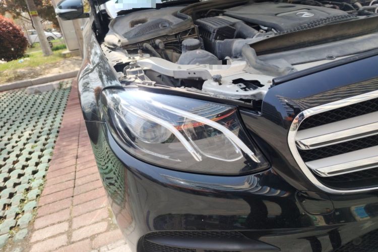 Used Mercedes-Benz E-Class 2018 Restyled E 300 L Sport Luxury Edition Right Front Headlight